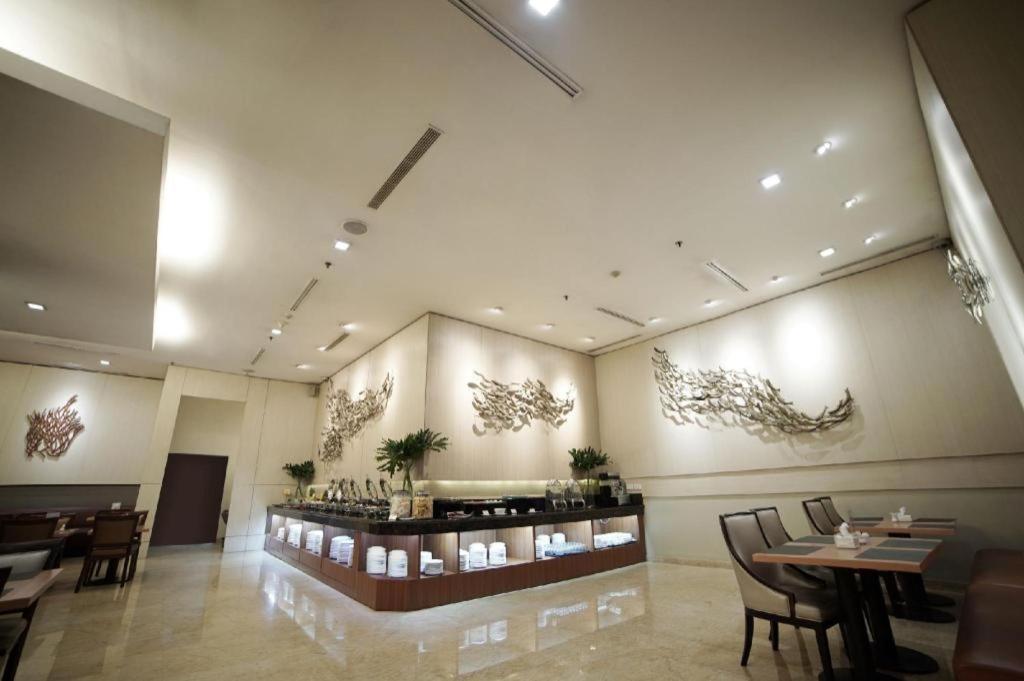 Park Cawang Hotel