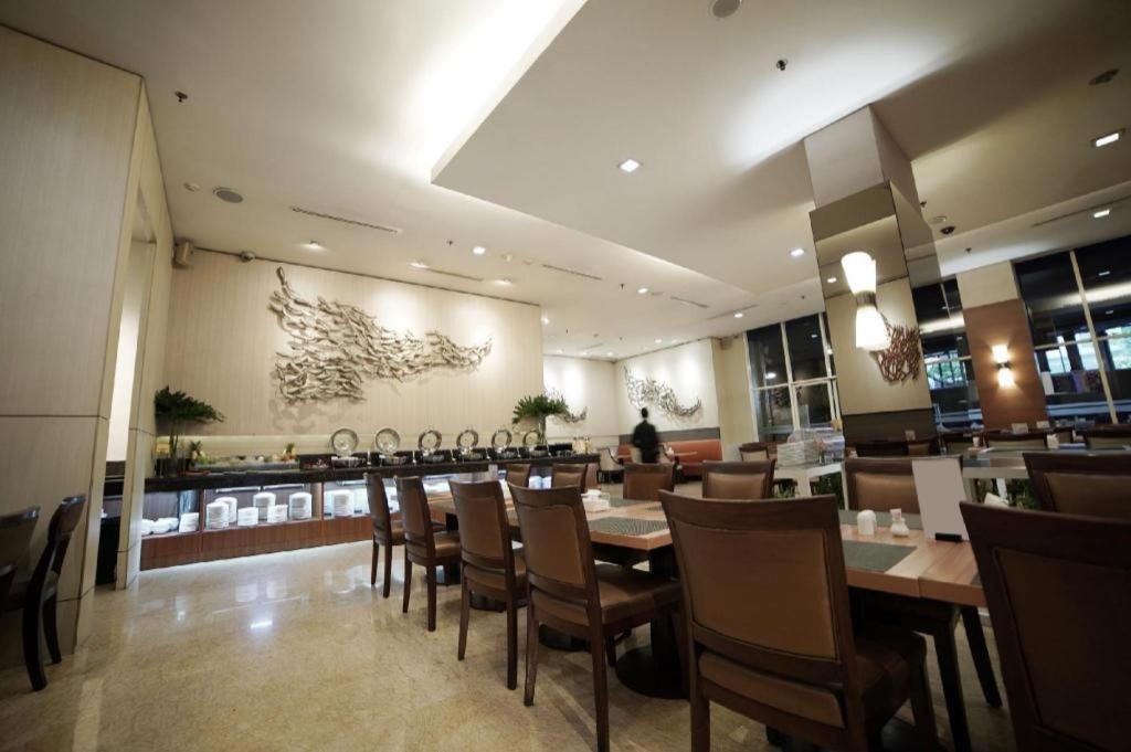 Park Cawang Hotel 3*