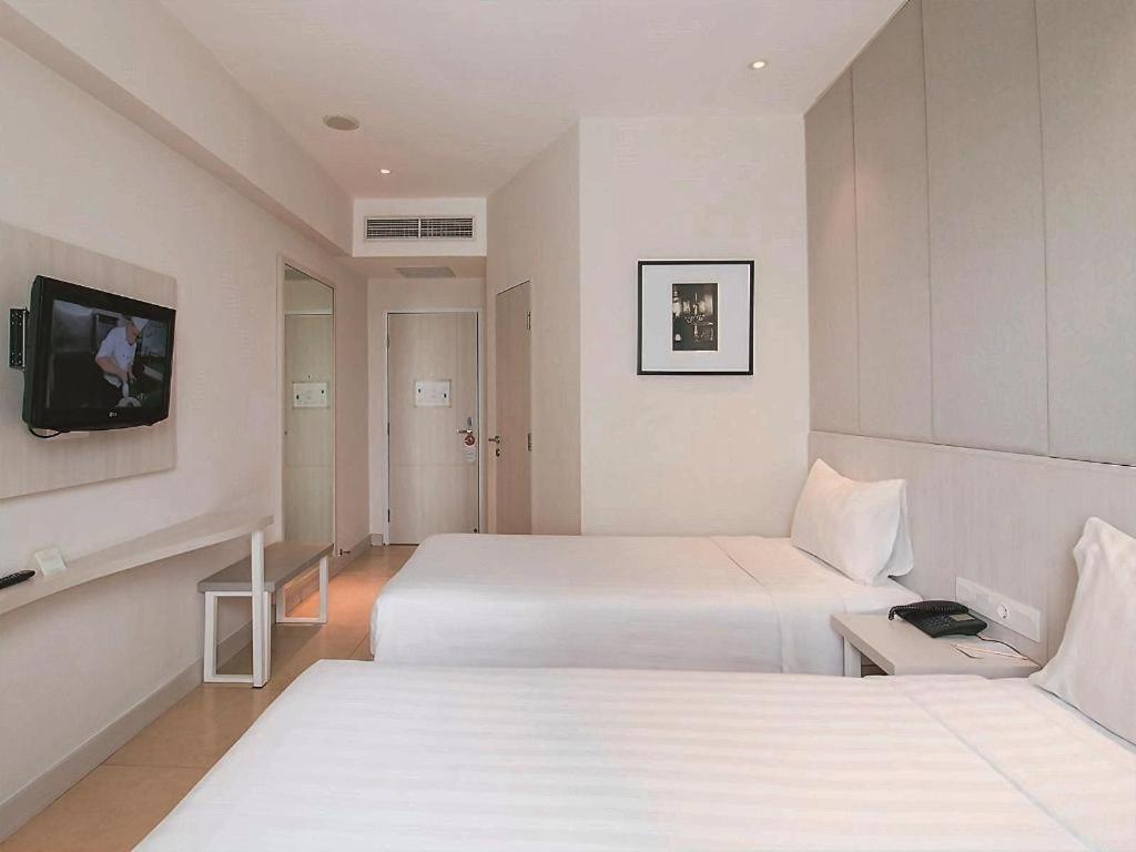 Hotel Park Cawang 3*